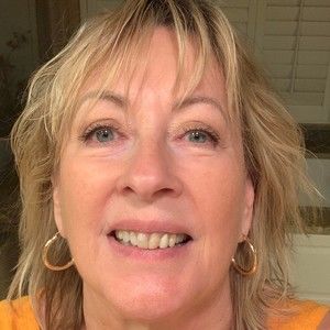 Meet your Posher, Carol